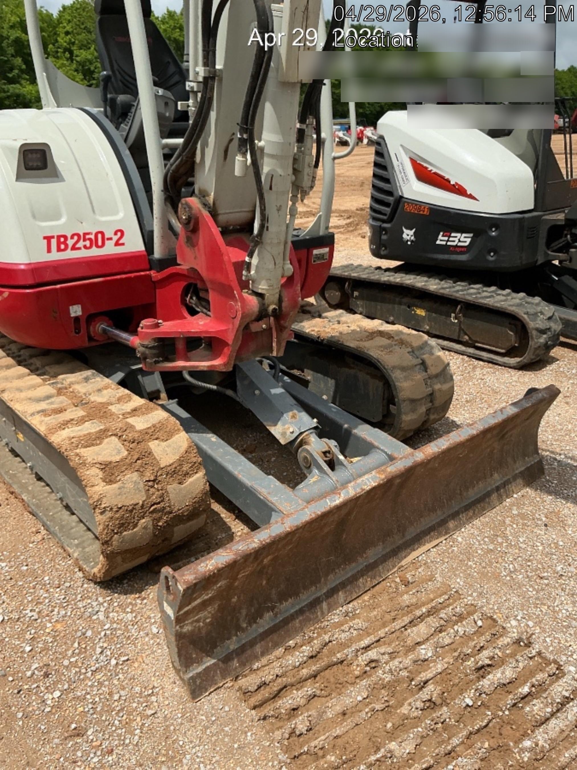 2024 TAKEUCHI TB250-2R
