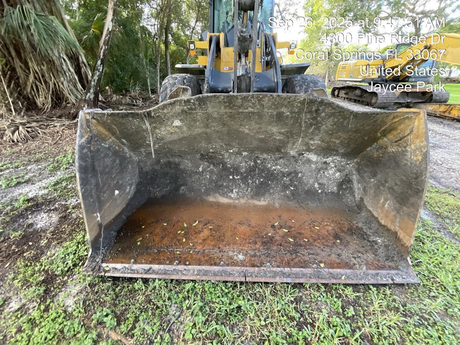 2014 HYUNDAI 3.0 cu yd Bucket, Wheel Loader - HYUNDAI