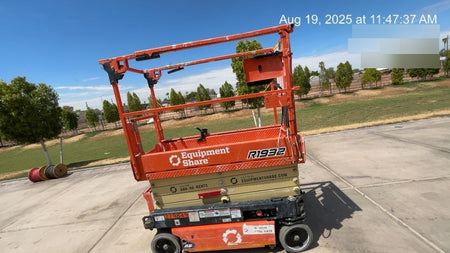 2022 JLG R1932