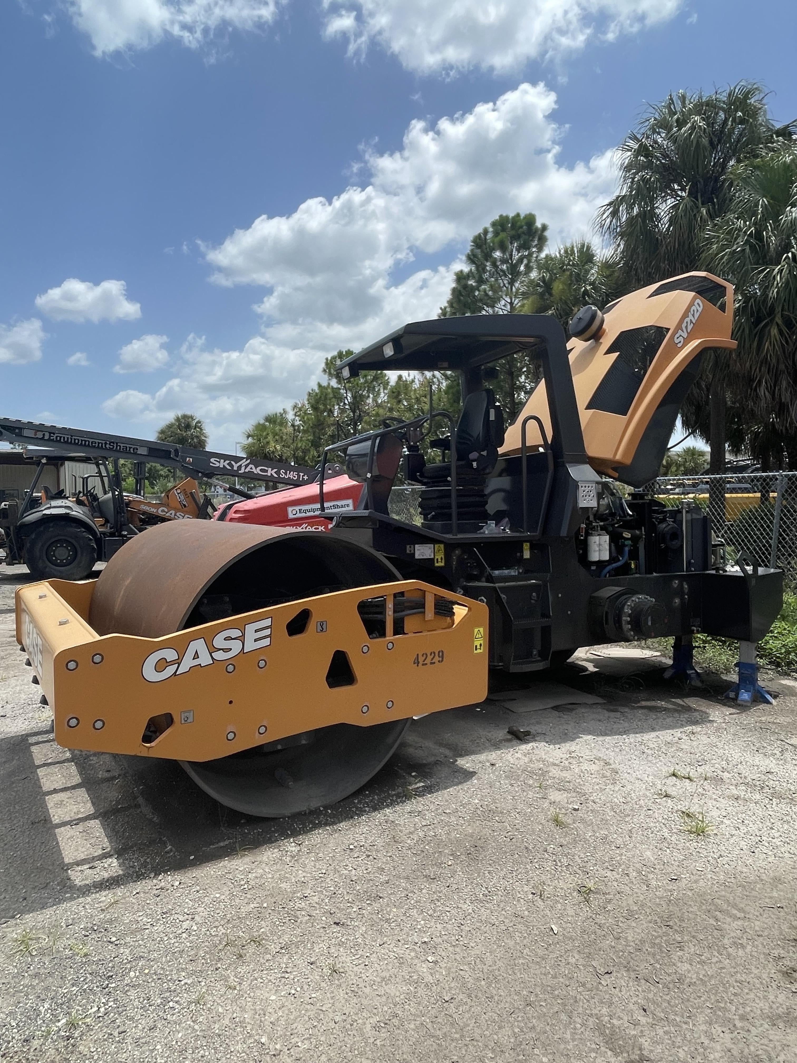 2018 CASE SV212D