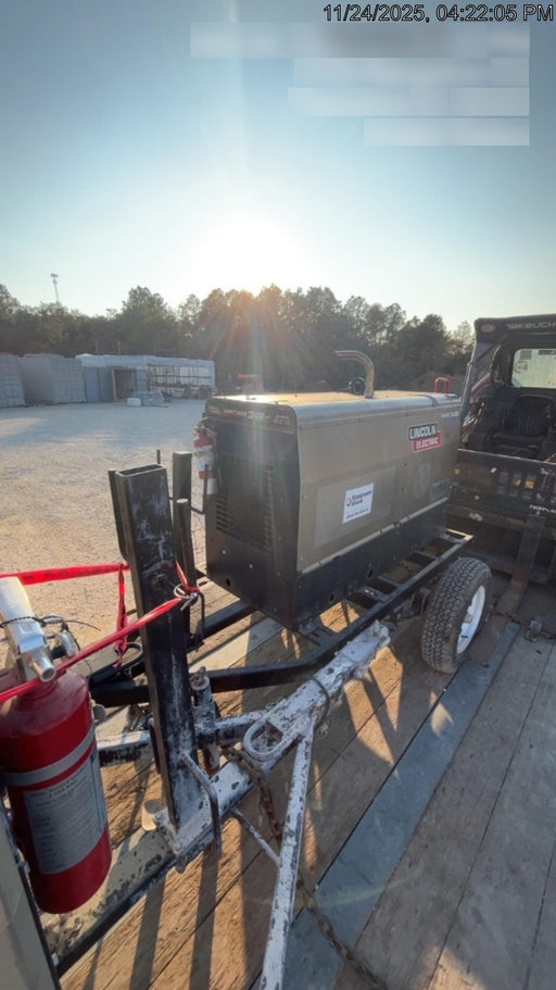 2019 Lincoln Electric Vantage 322 Welder Ready-Pak 3, Two wheel trailer, Fender and Light kit, Cable Rack