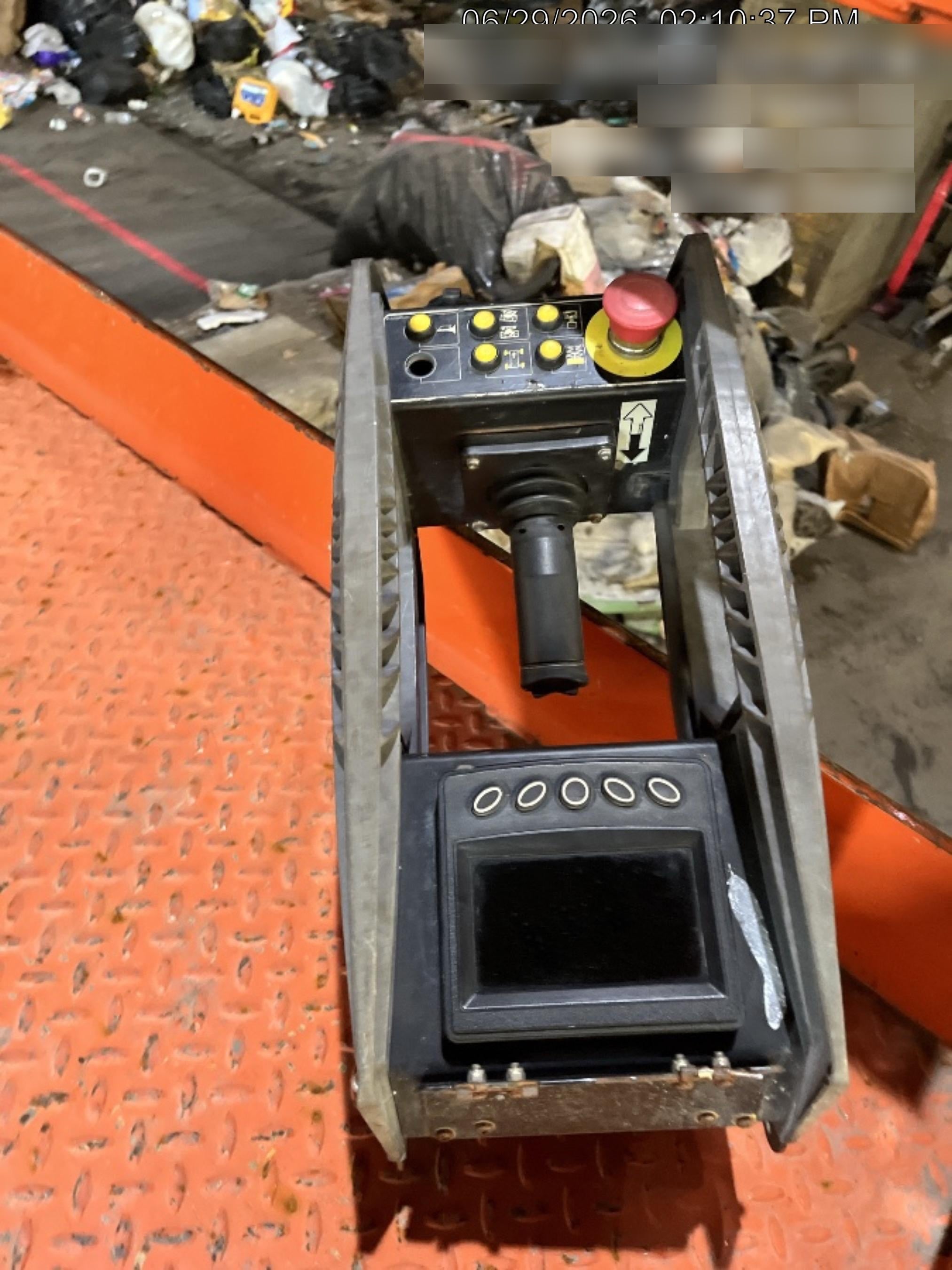2022 JLG ERT4069