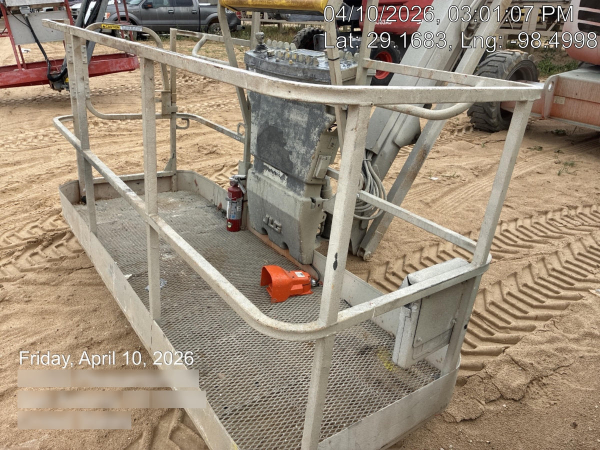 2021 JLG 600AJ