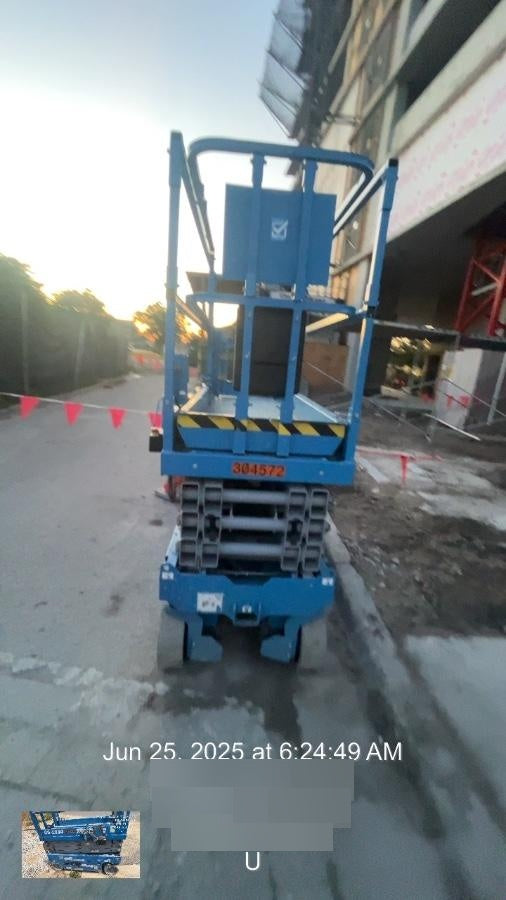 2023 GENIE GS-2632