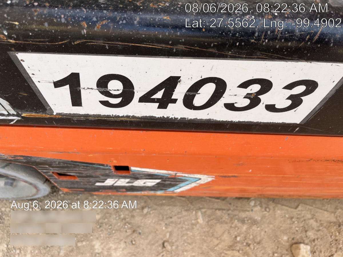 2021 JLG ES1932