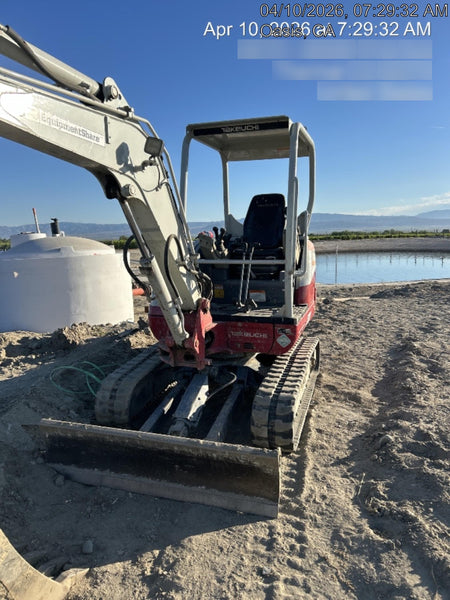 2021 TAKEUCHI TB235-2R