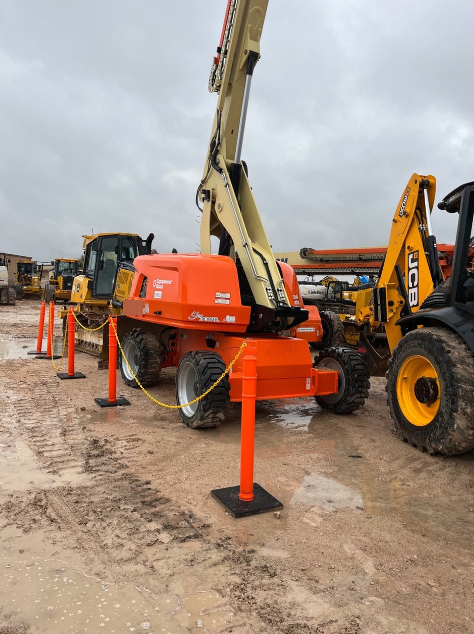 2022 JLG 660SJ
