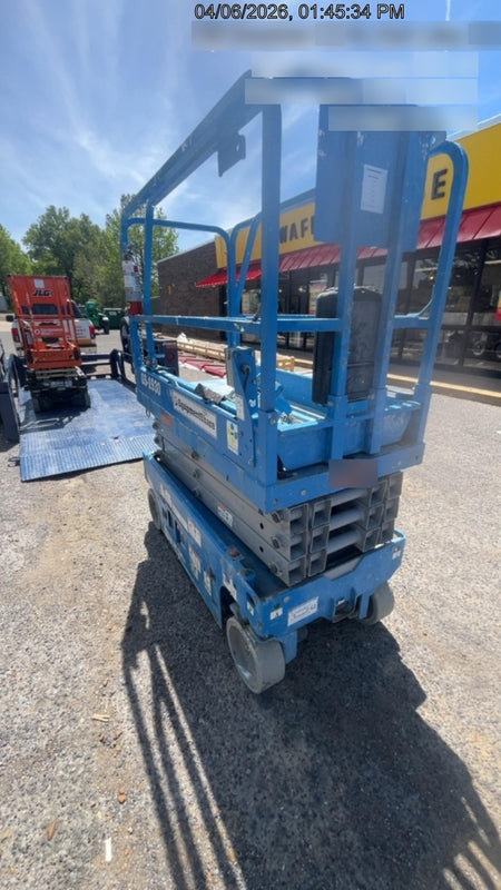 2020 Genie GS-1930 Fixed rails with chain entry gate - Pre A92.20