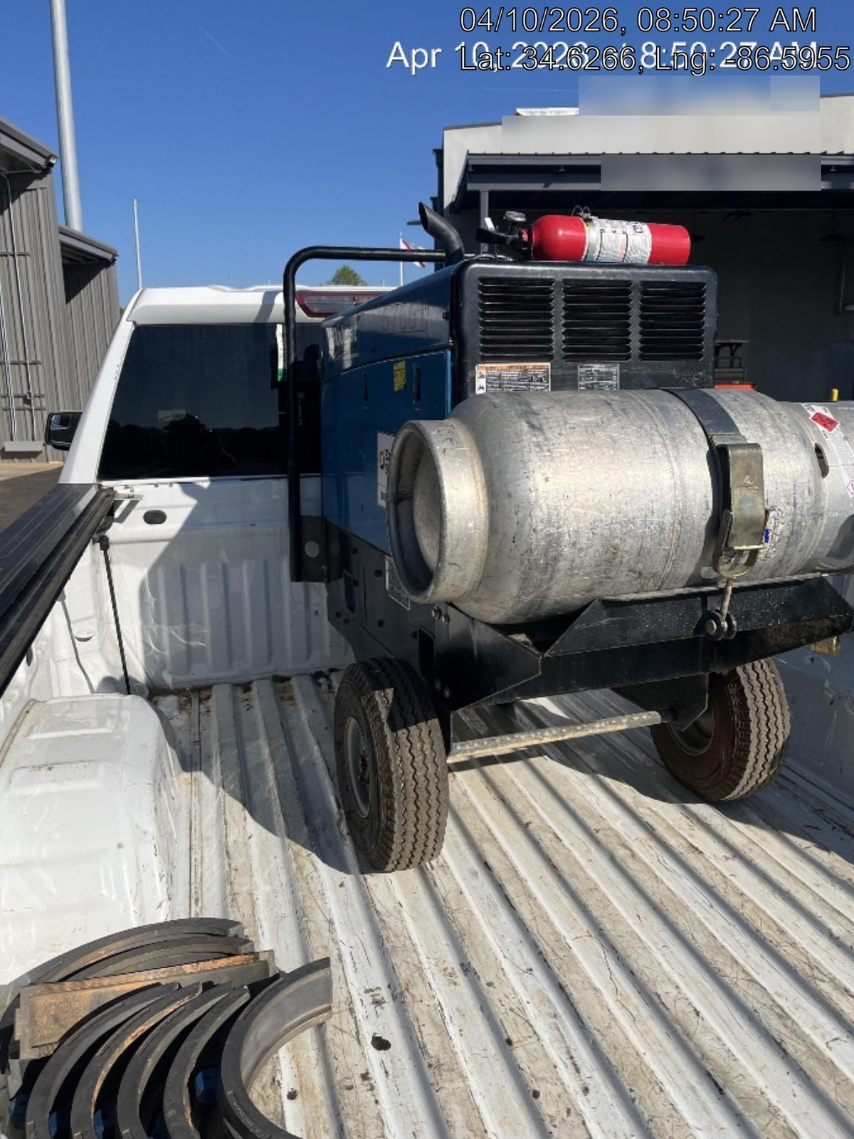 2019 Miller Electric BOBCAT 250 951600 PKG-250 amp Propane Welder, Standard w/Running Gear, Bracket, Hose"250 amp Propane Welder, Standard w/Running Gear, Bracket, Hose