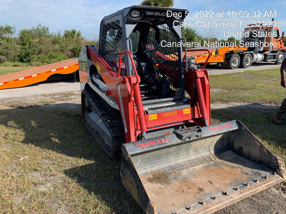 2022 TAKEUCHI TL6R