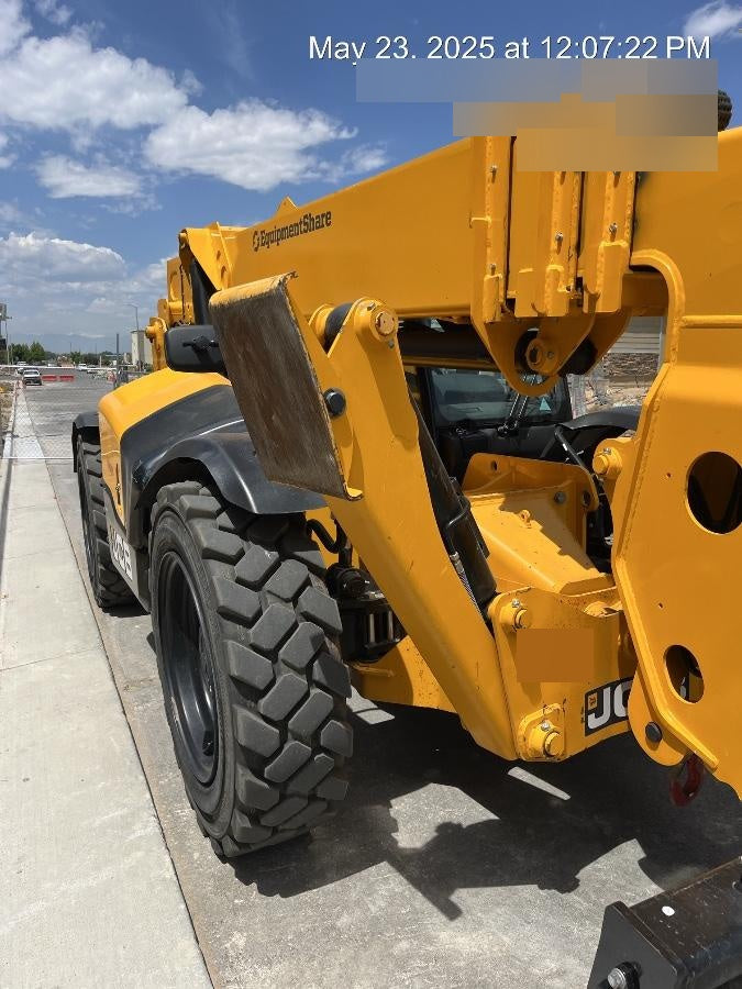 2024 JCB 510-56