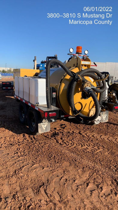 2021 Vac-Tron LP573XDT T4 Koehler Diesel Engine, 500 Gallon Debris Tank, x2 100 Gallon Water Tanks