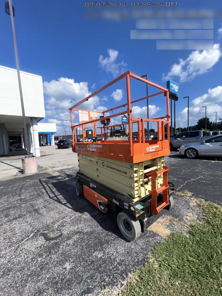 2022 JLG ES3246