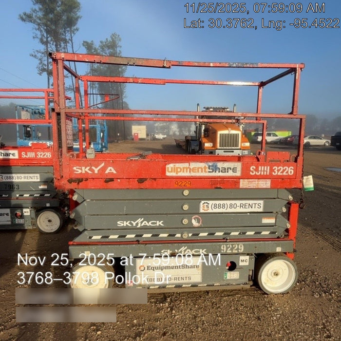 2018 Skyjack SJIII-3226 Skyjack SJIII3226 Scissor Lift w/Trojan Batteries