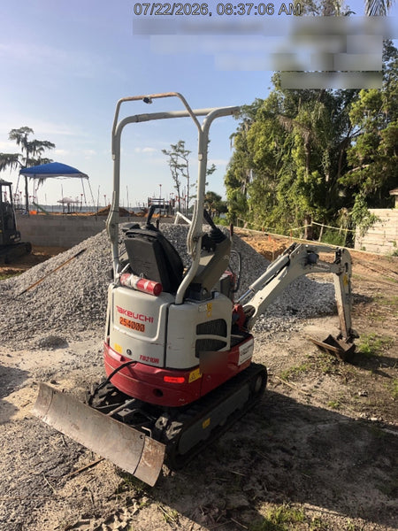 2022 TAKEUCHI TB210R
