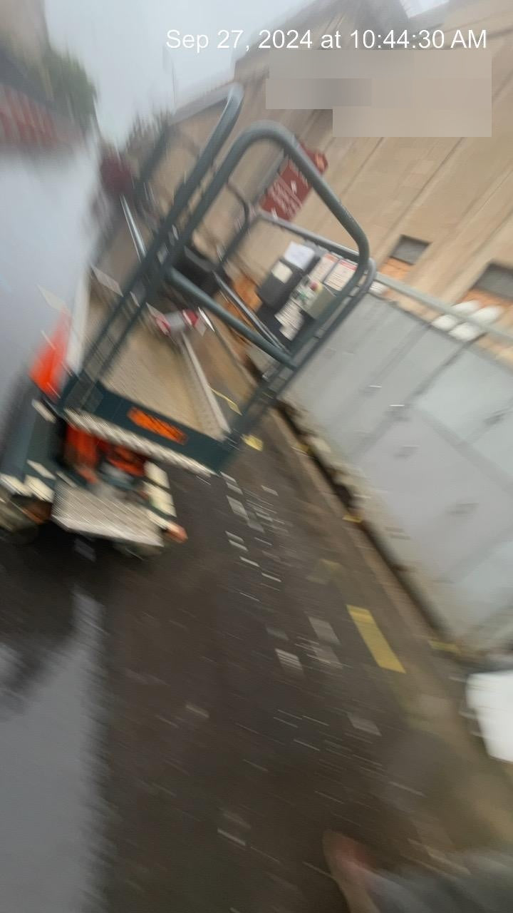 2021 JLG 1030P