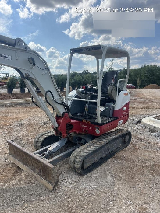 2021 TAKEUCHI TB235-2R