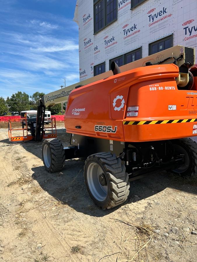 2025 JLG 660SJ