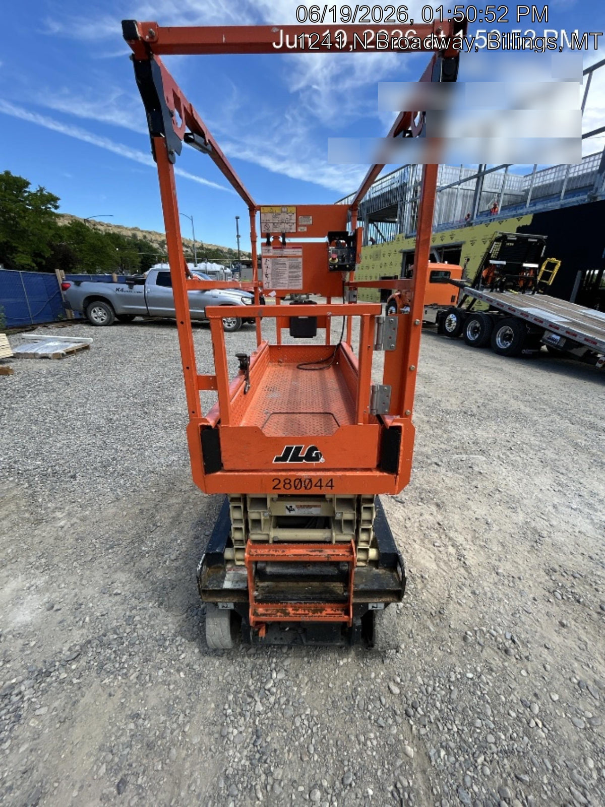 2022 JLG ES1932