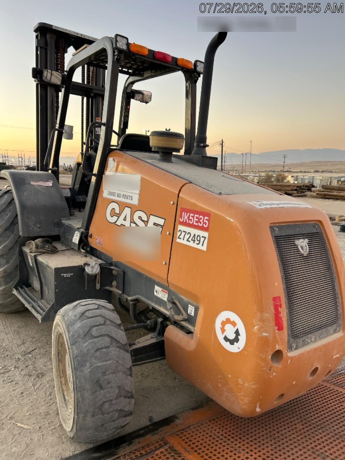 2023 CASE 588H