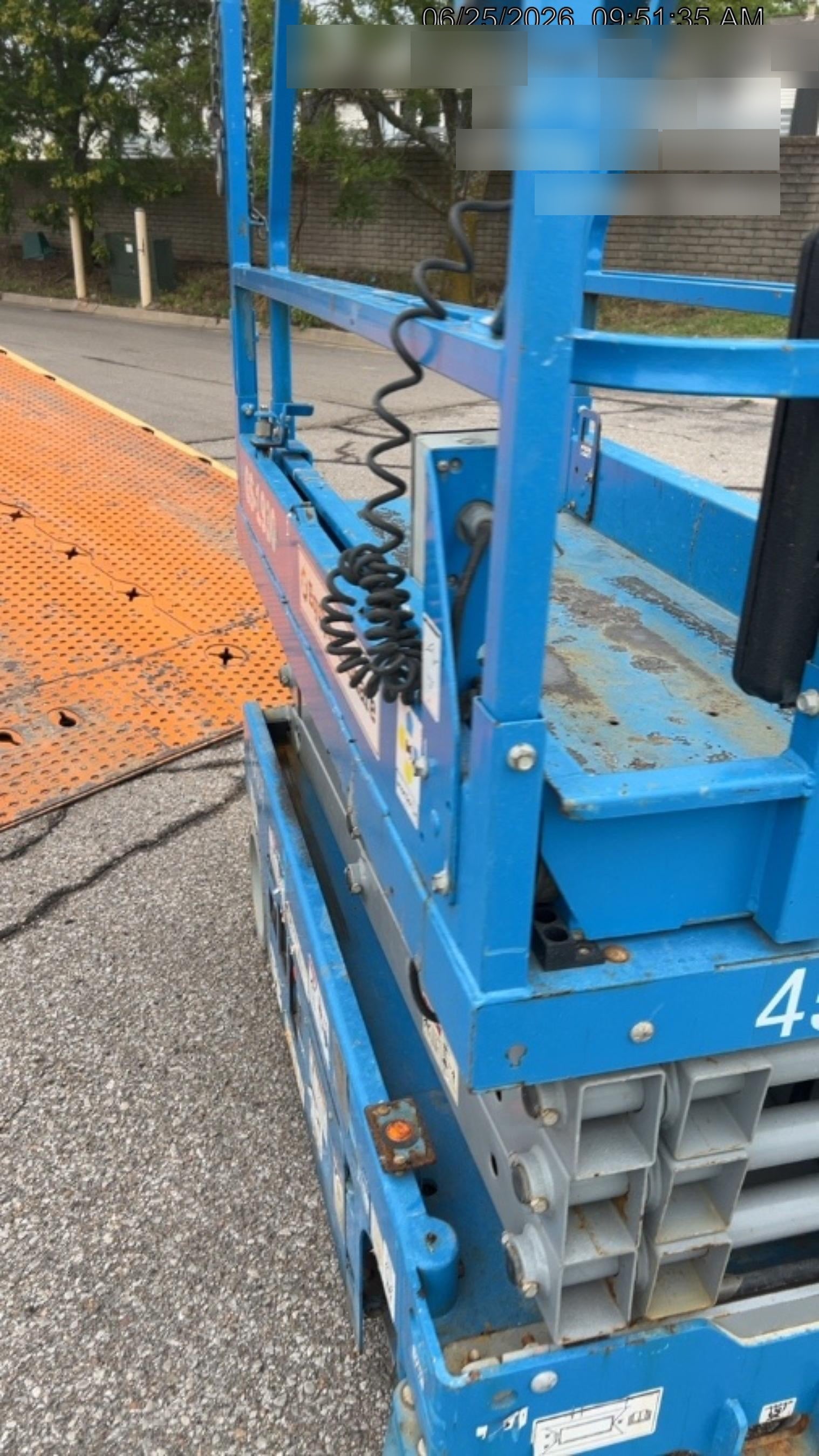 2019 Genie GS-1930 Fixed rails with chain Entry