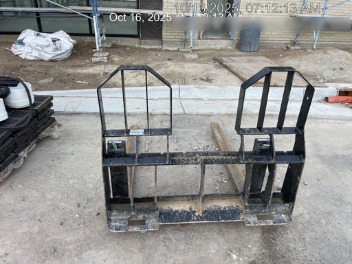 2022 TAKEUCHI 48" Pallet Forks - Takeuchi