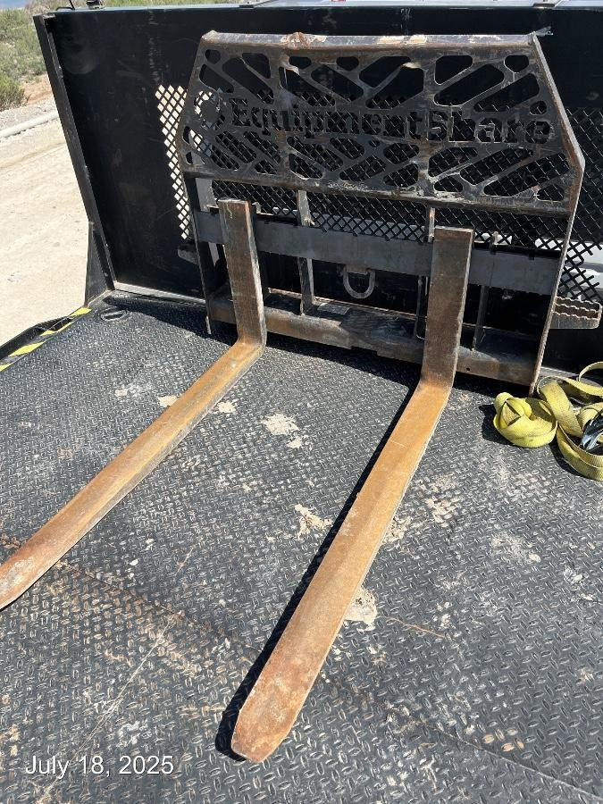2021 PALADIN 48" Pallet Forks - Paladin