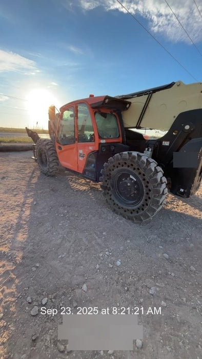 2019 JLG 1255