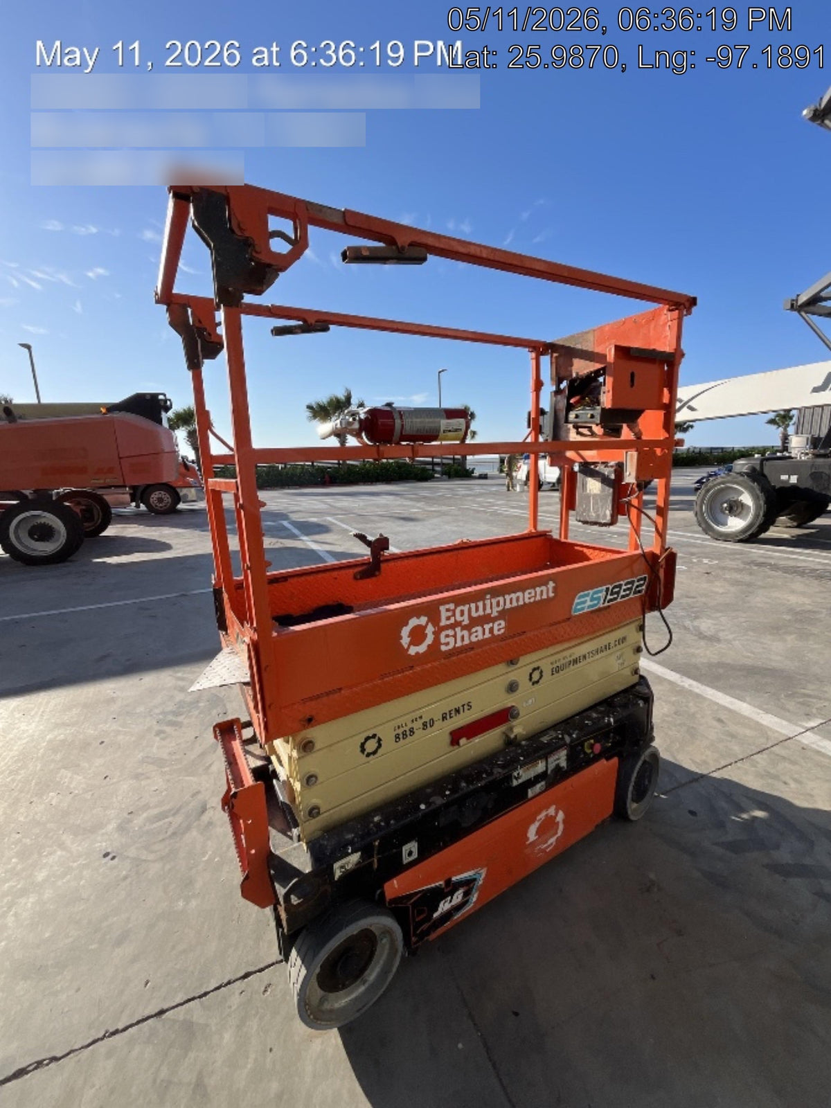 2023 JLG ES1932