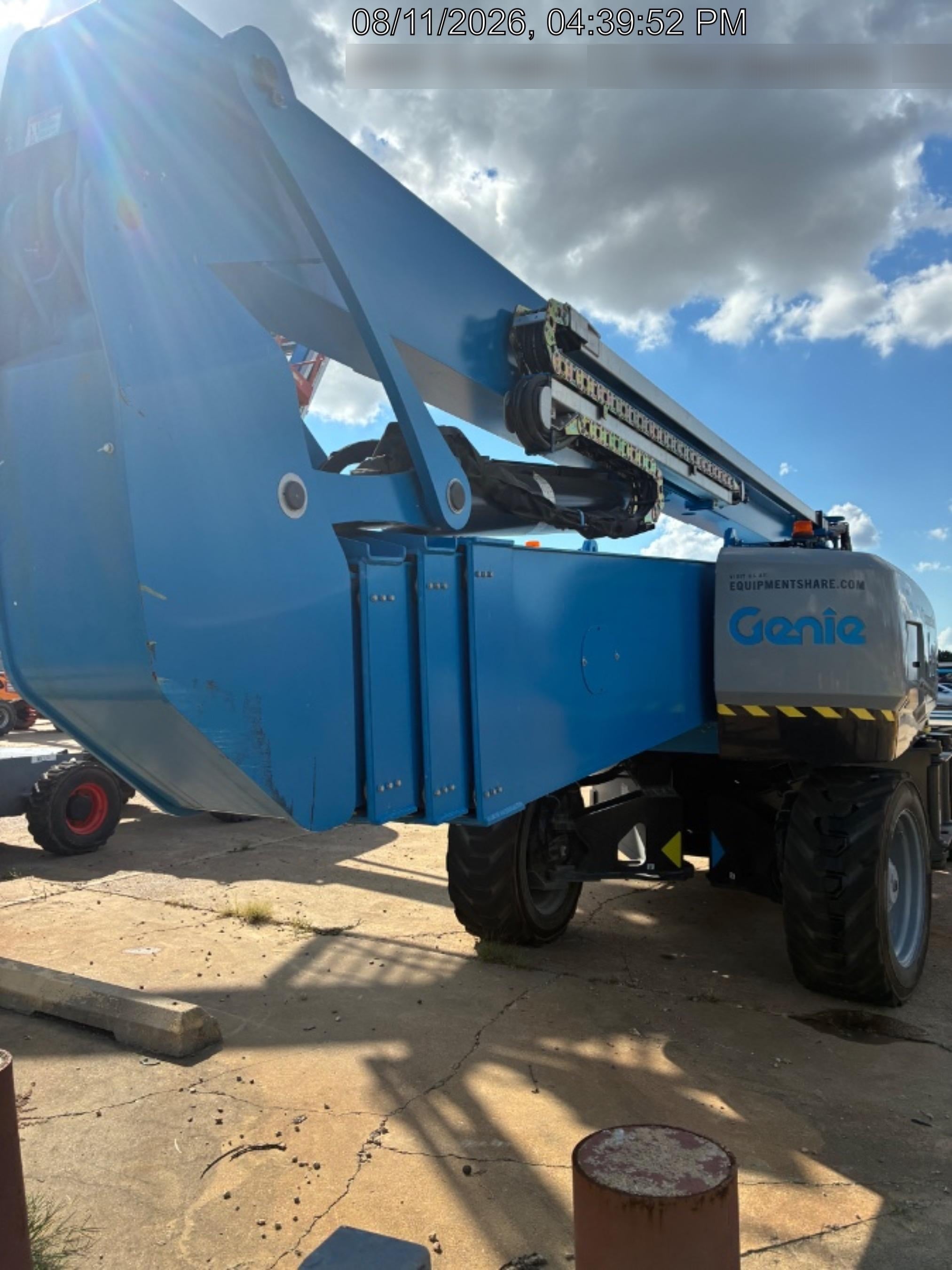 2025 GENIE Z-135/70