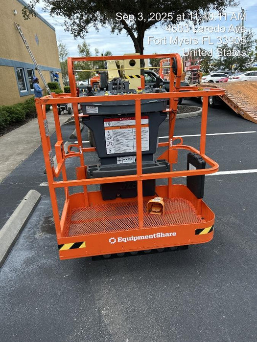 2025 JLG E400AJP Narrow