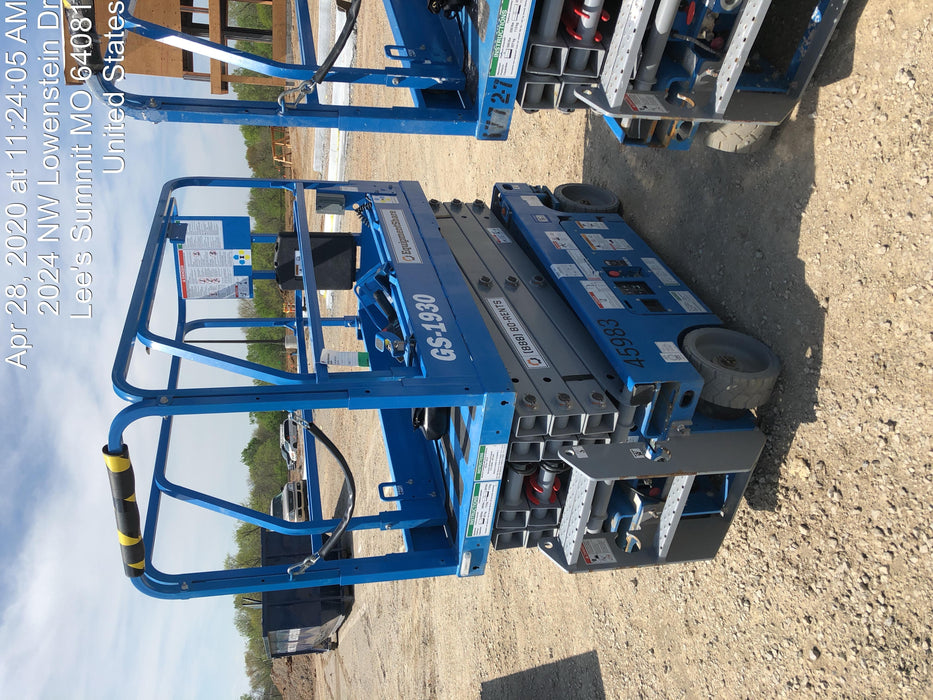 2019 Genie GS-1930 Fixed rails with chain Entry