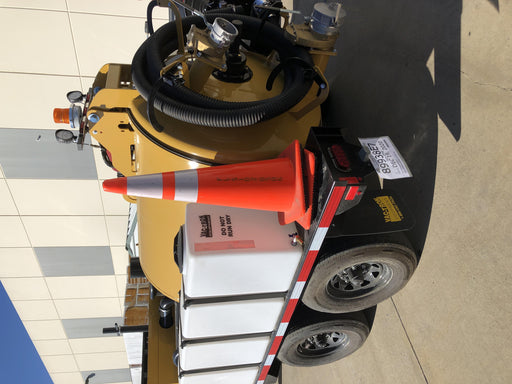 2020 Vac-Tron LP573XDT Tier 4 Kohler Diesel Engine, 500 Gallon Debris Tank w/ Hydraulic Tilt, two (2) 100 Gallon Water Tanks, Low Profile Torsion Axles (12,000 GVWR),