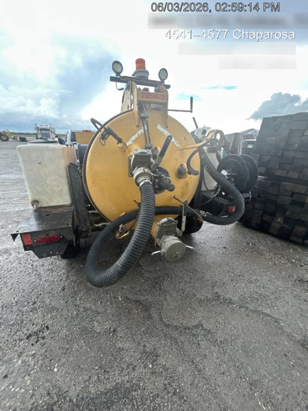 2022 Vac-Tron LP573XDT T4 Koehler Diesel Engine, 500 Gallon Debris Tank, x2 100 Gallon Water Tanks