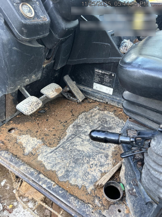 2019 JCB 510-56 Open ROPS, 74 HP, Solid Tires, Worklights, Beacon, Aux Hydraulics, Lifting Eye w/60" Carriage/60" Forks