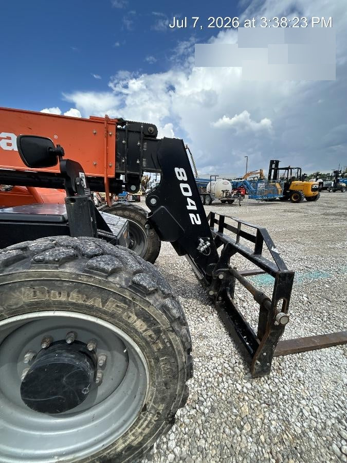 2023 SKYTRAK 8042