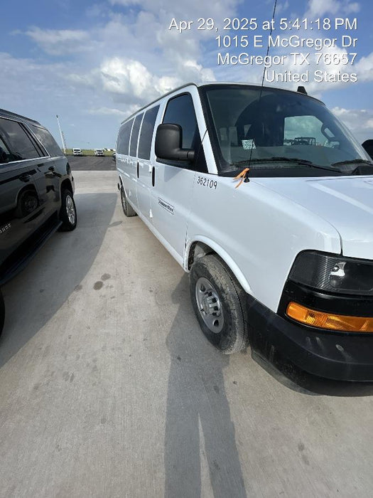 2023 CHEVROLET Express Van - Rental