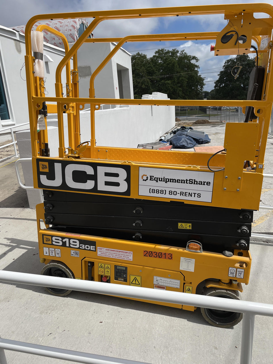 2022 JCB S1930E