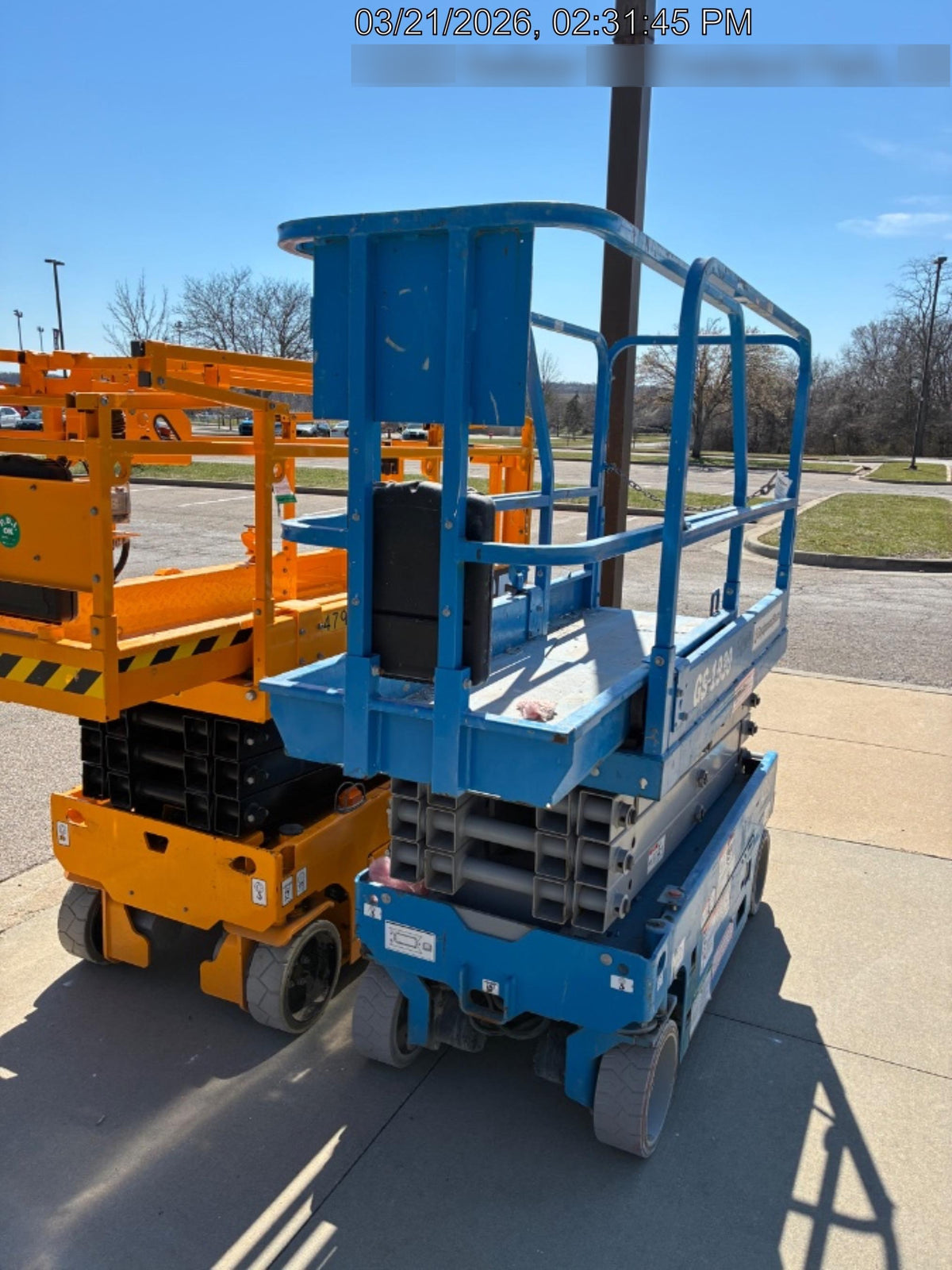 2019 Genie GS-1930 Fixed rails with chain Entry