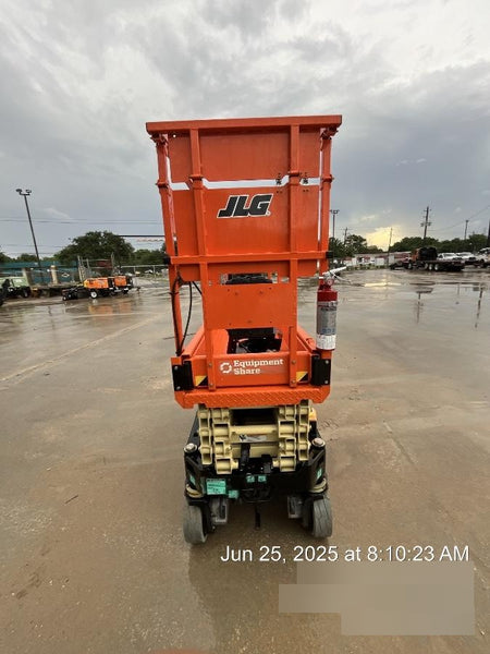 2025 JLG ES1932
