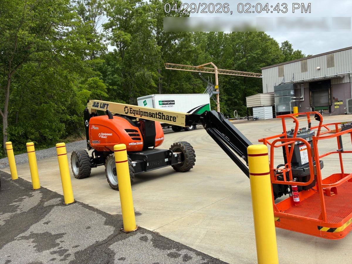 2025 JLG 600AJ
