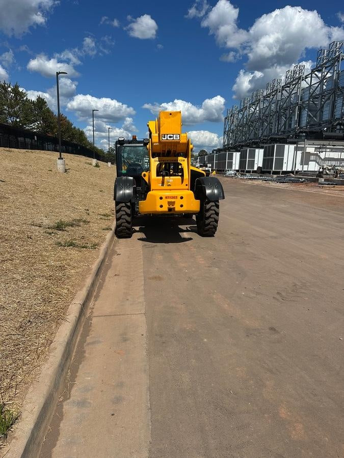 2025 JCB 510-56