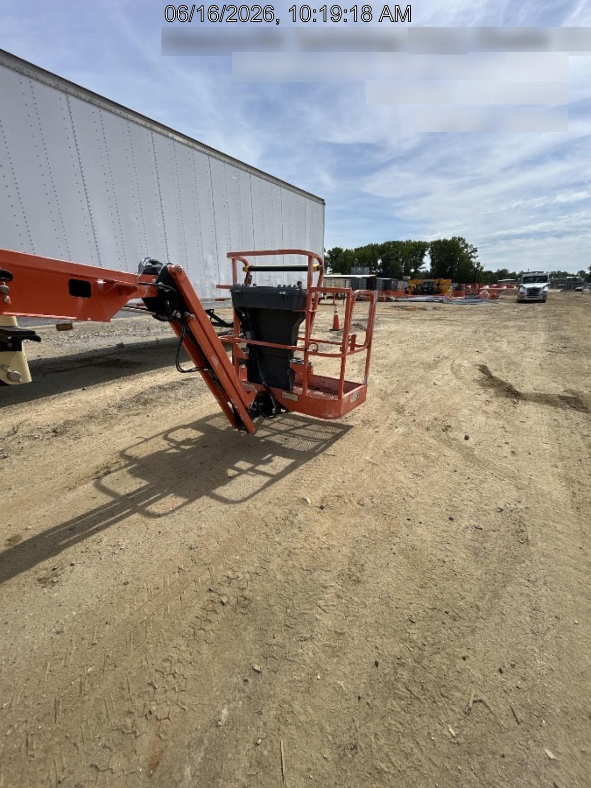 2018 JLG E450AJ