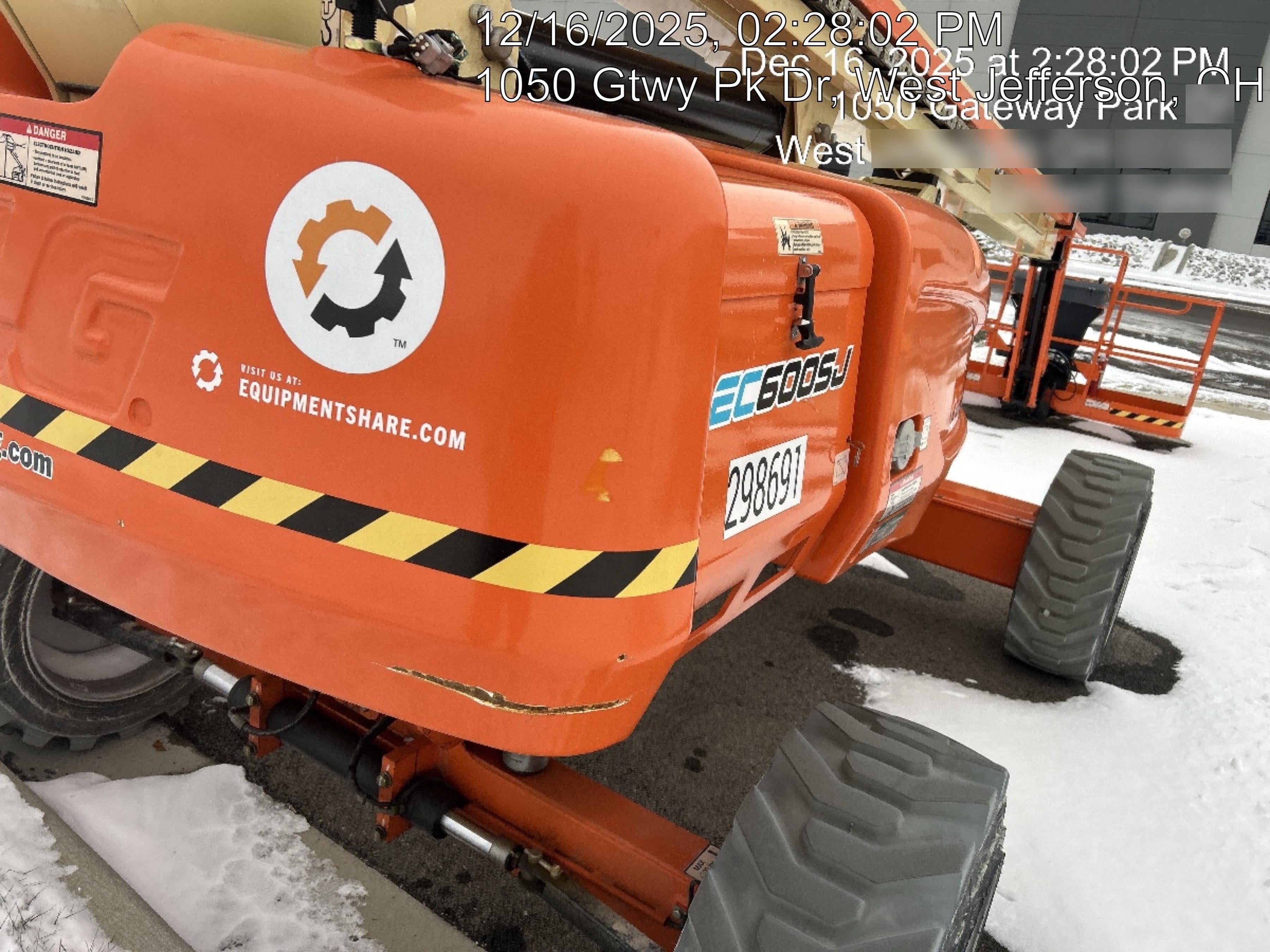 2023 JLG EC600SJ