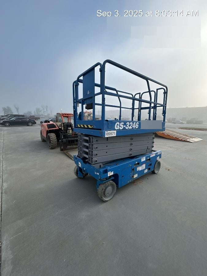 2021 GENIE GS-3246