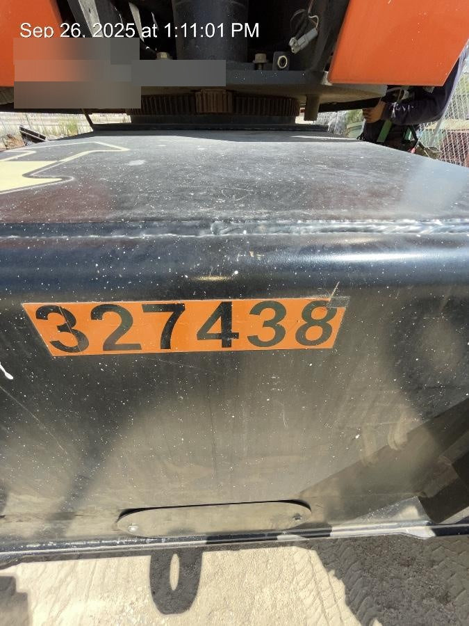 2023 JLG 860SJ