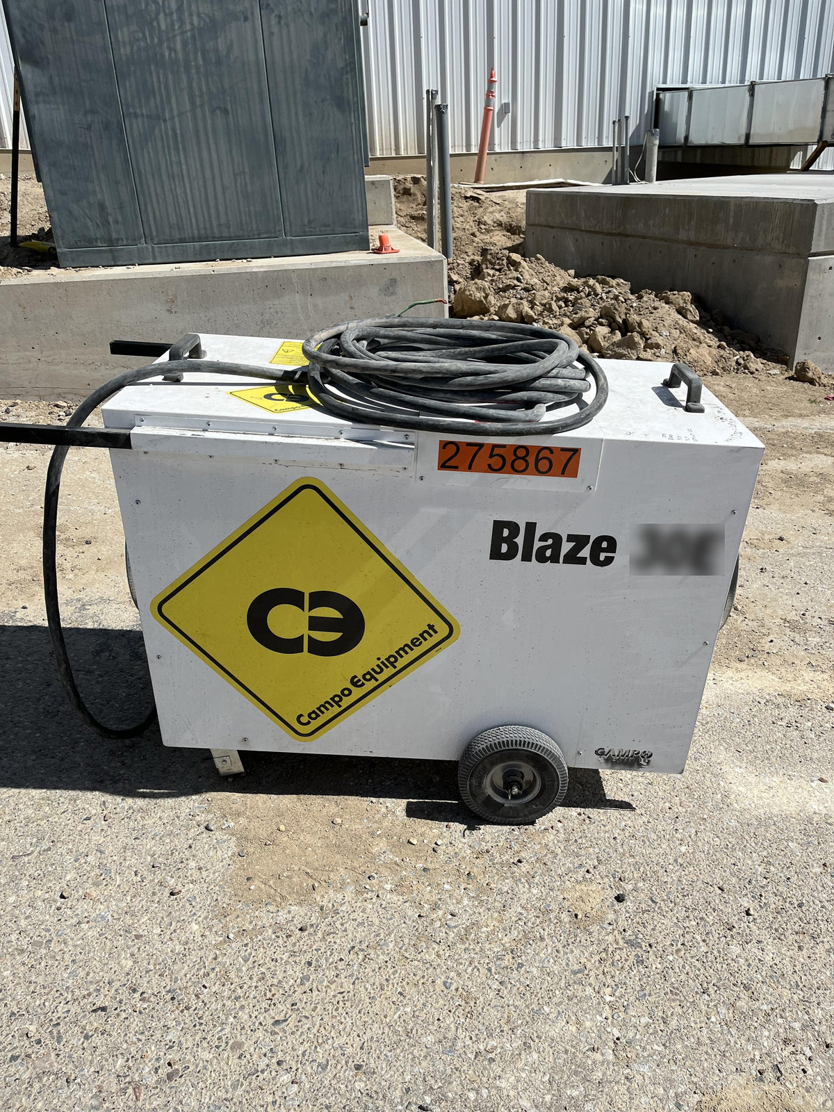 2022 CAMPO EB30E