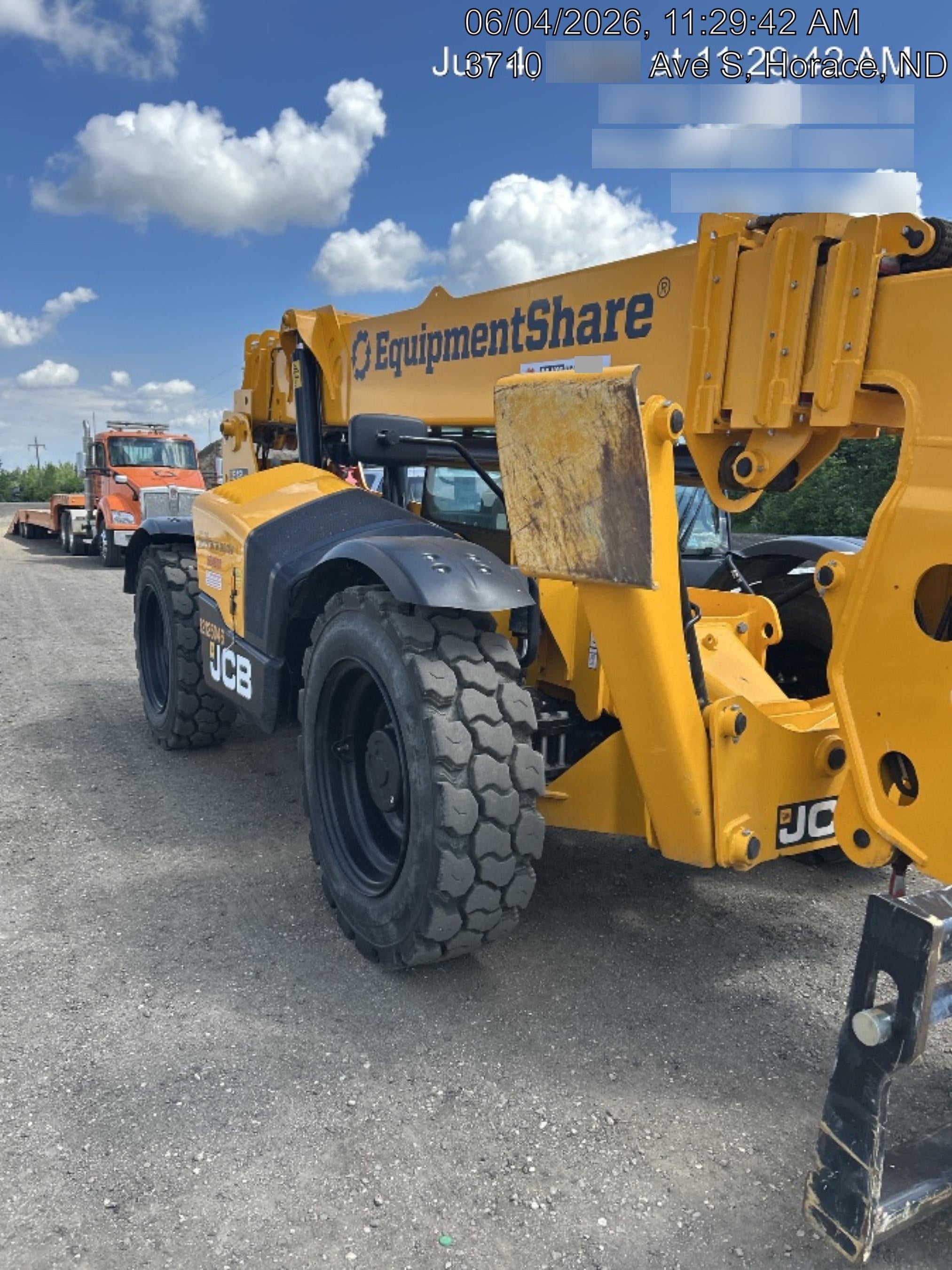 2025 JCB 512-56