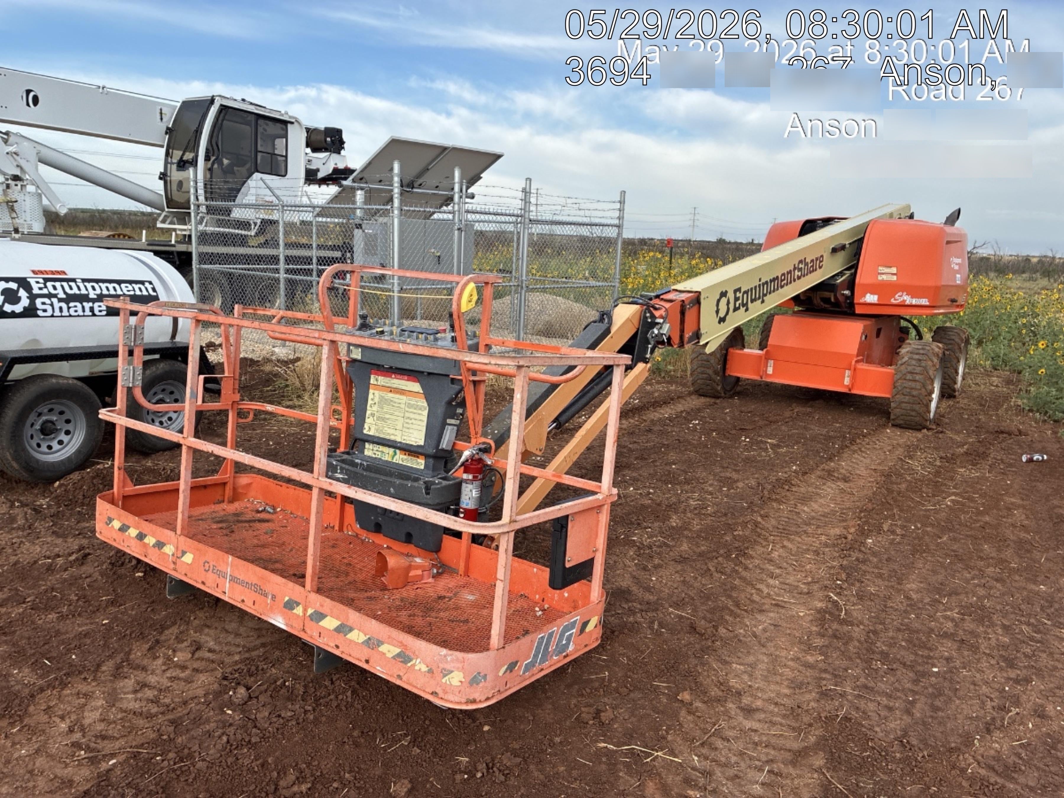 2022 JLG 660SJ