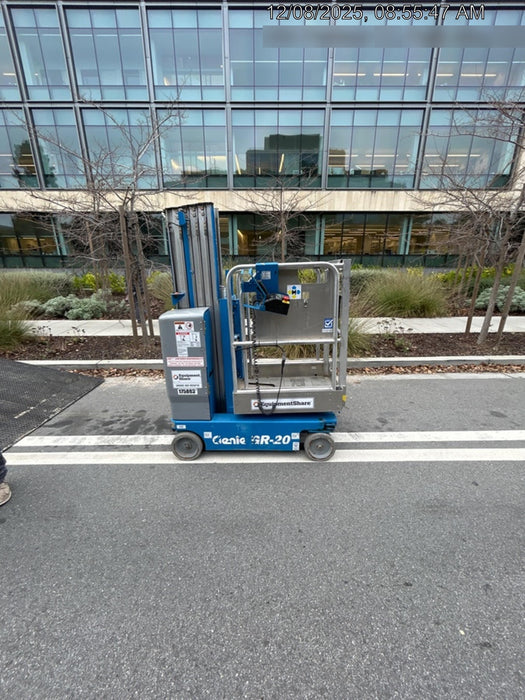 2021 GENIE GR-20